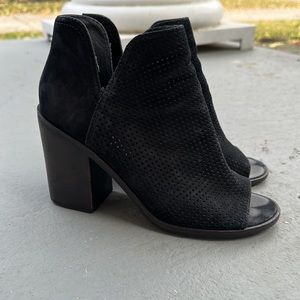 Steve Madden Tala Black Nubuck size 7.5